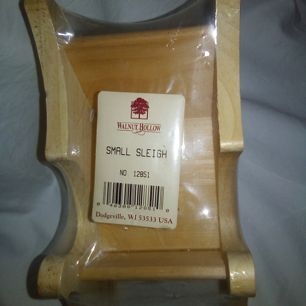 Wooden sleigh